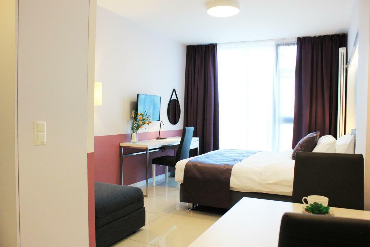 Jessapart - Ochota Apartments Varşovia Exterior foto