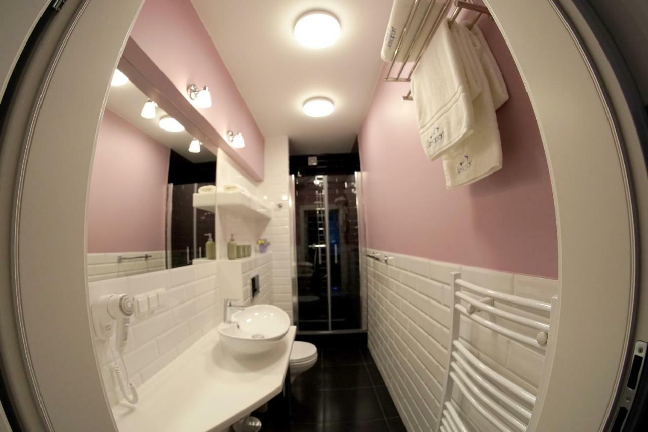 Jessapart - Ochota Apartments Varşovia Exterior foto